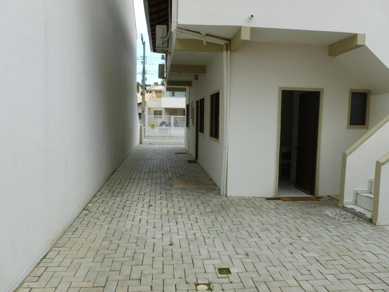 Apartamentos Bombinhas - 140 Metros Da Praia Ngoại thất bức ảnh